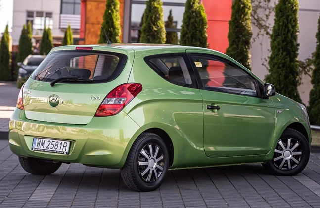 Hyundai i20 cena 13700 przebieg: 230000, rok produkcji 2010 z Radom małe 254